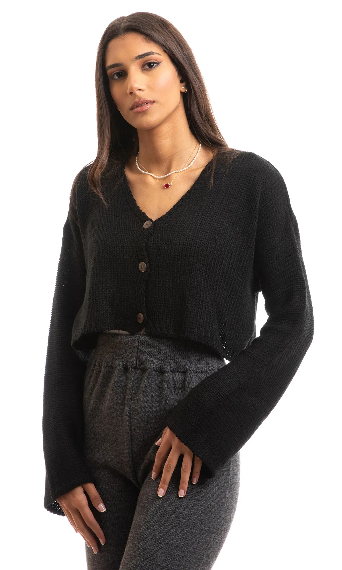 96302 Black Chunky Knit Long Sleeves Cropped Cardigan