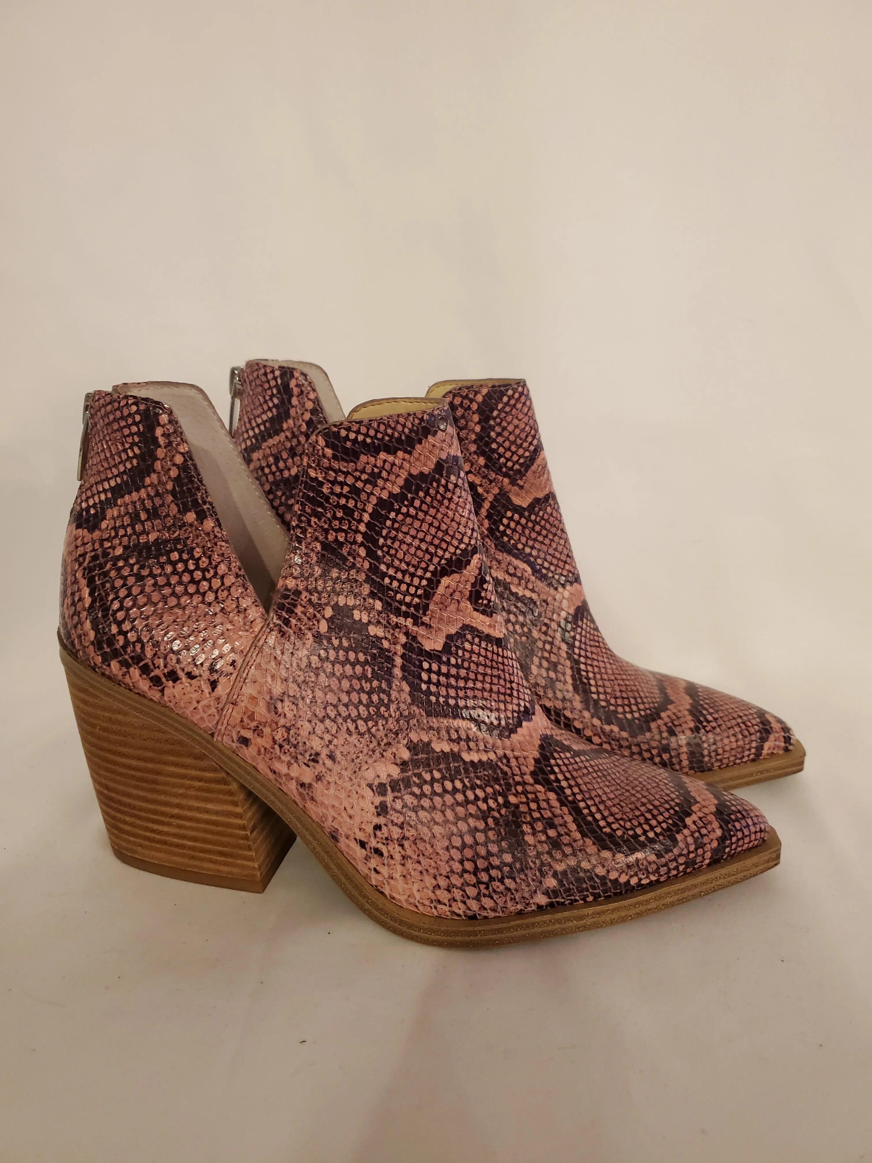 Boots Ankle Heels By Vince Camuto  Size: 9.5