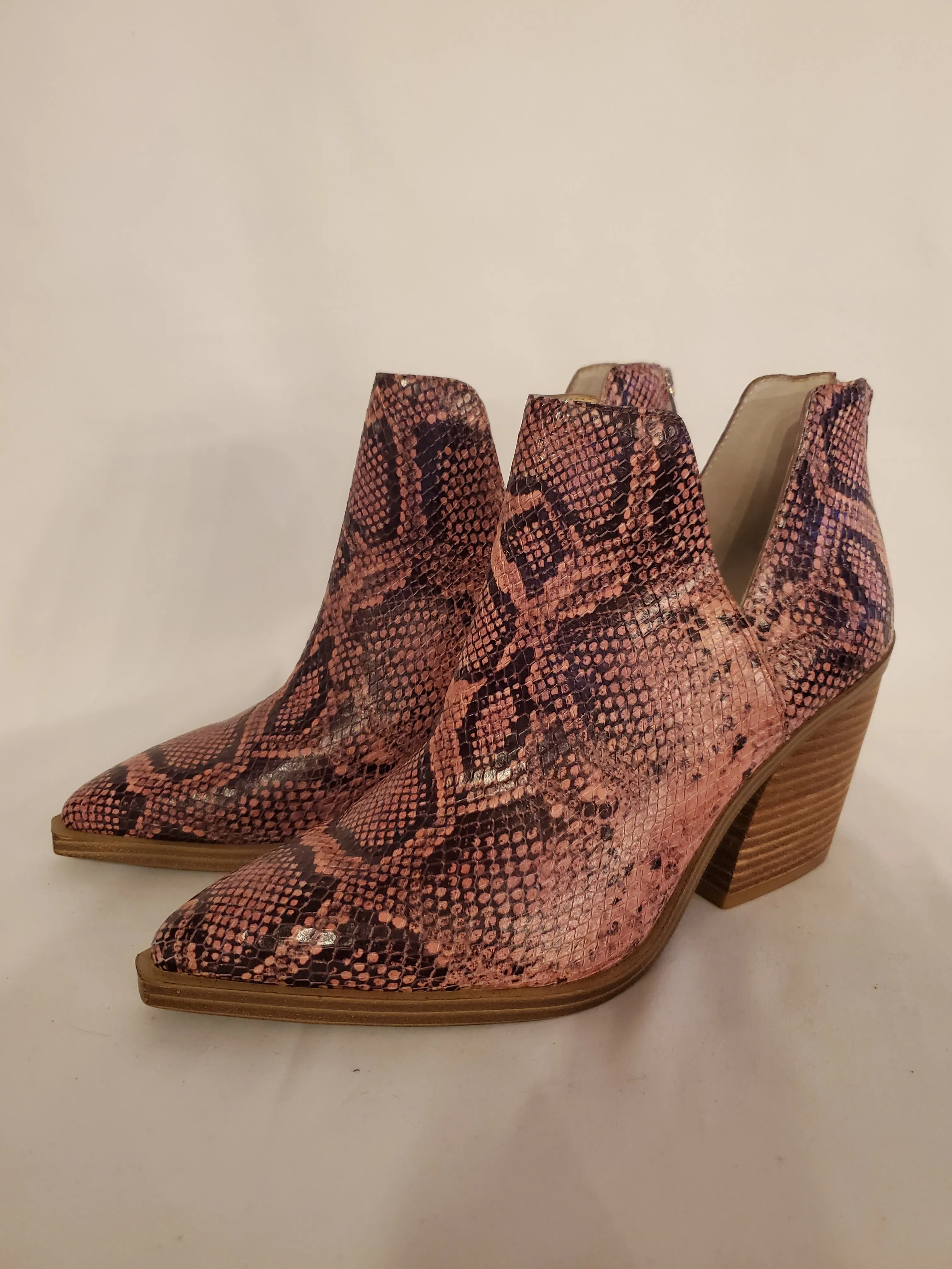 Boots Ankle Heels By Vince Camuto  Size: 9.5