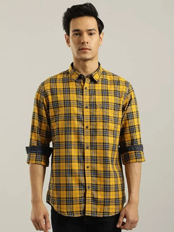 Men Checked Full Sleeve Cotton Blend Shirt