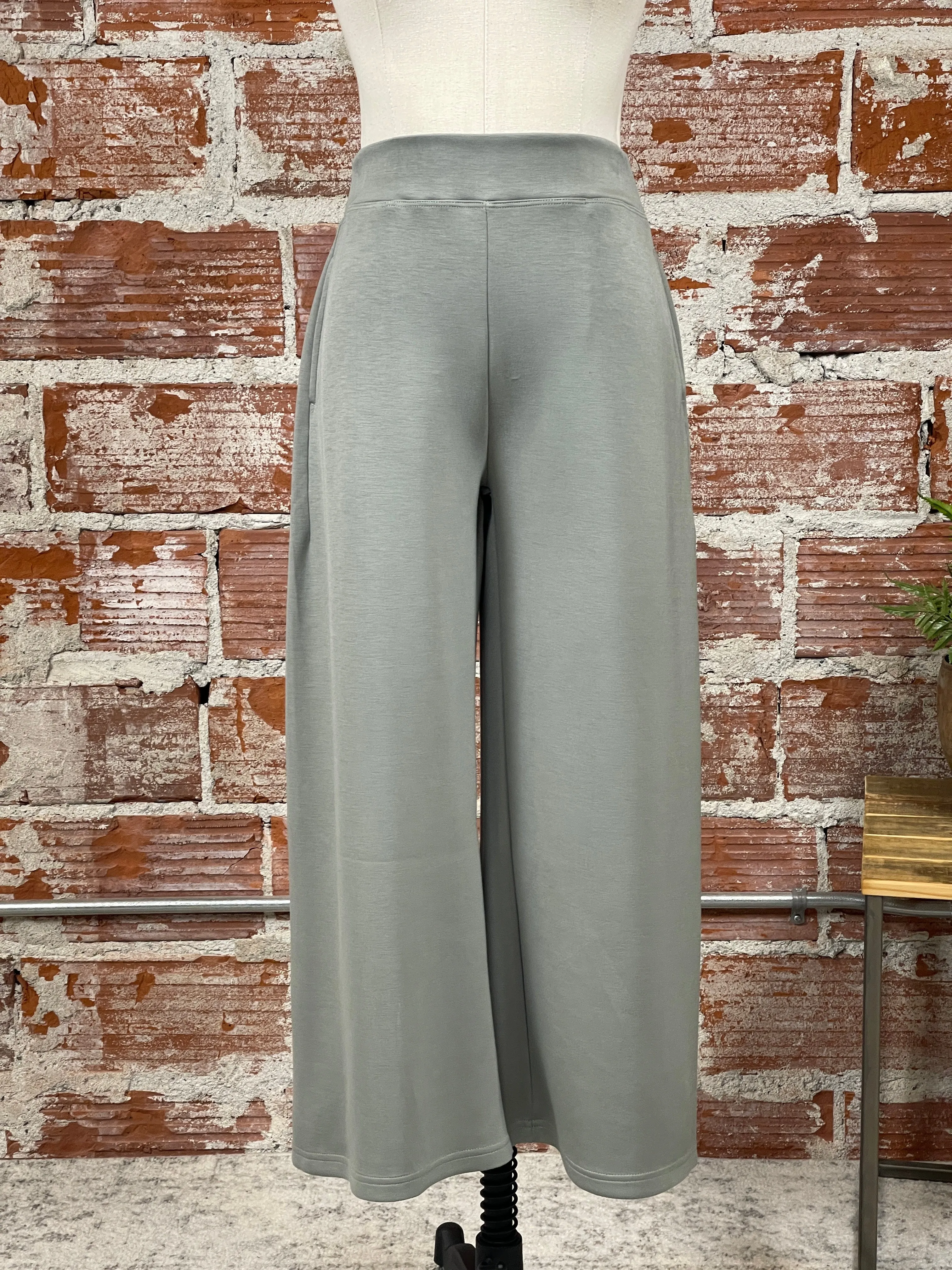 Victoria Scuba Pants in Sage